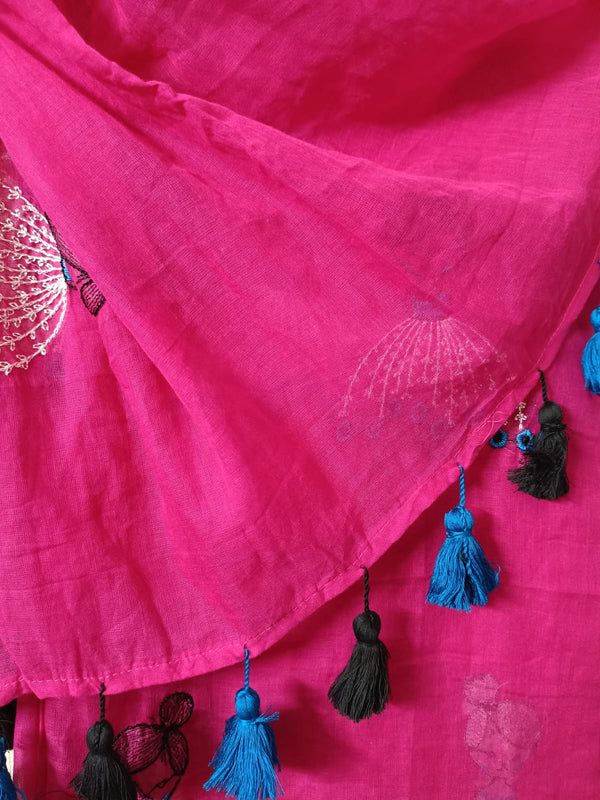 Magenta Mul Mul Cotton Sarees with Doll Embroidery