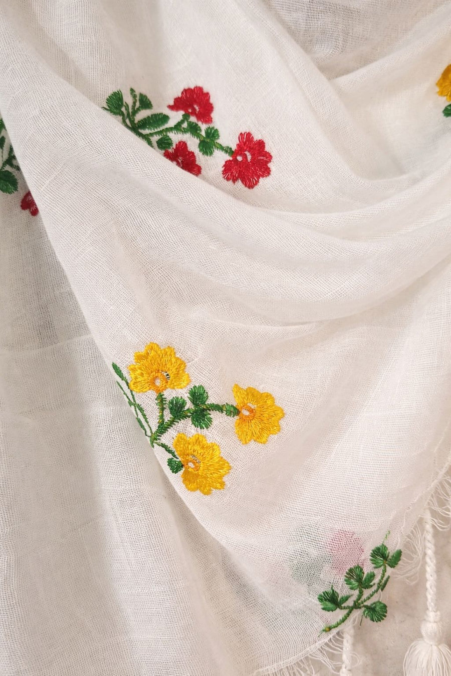 White cotton Saree with multi Color Embroidery | Cotton Saree Ethnic Dori