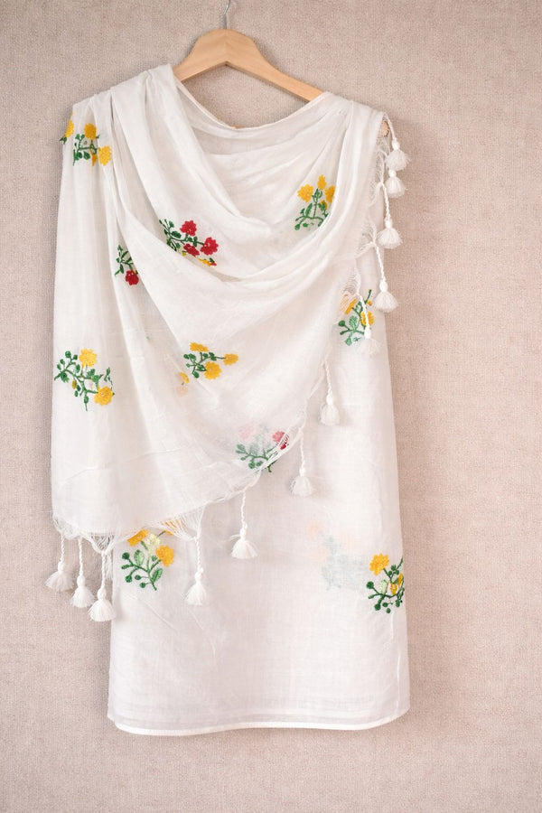 White cotton Saree with multi Color Embroidery | Cotton Saree Ethnic Dori